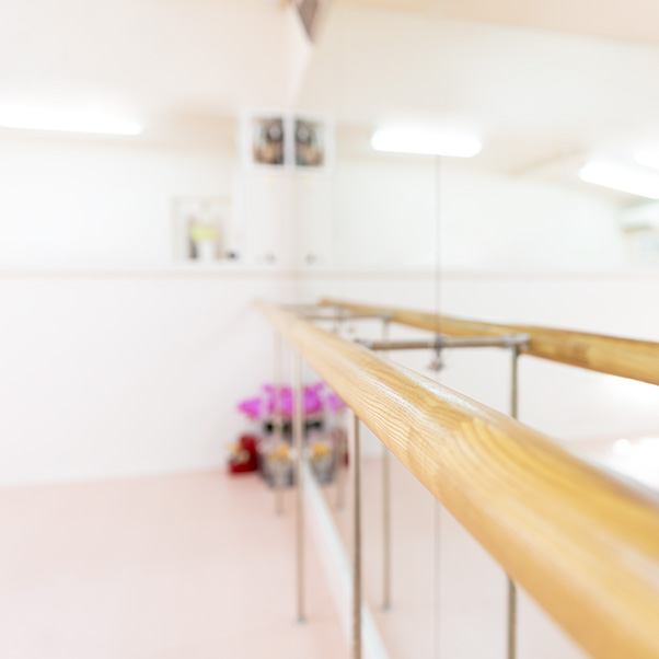 バレエ教室室内